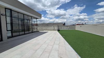 Apartamento de 1 alcoba en venta en San Patricio, Bogotá, 67 m² · foto 11 de 15