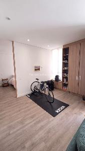 Apartamento de 1 alcoba en venta en San Patricio, Bogotá, 67 m² · foto 3 de 15