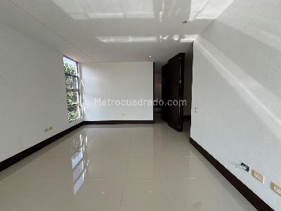 Casa de 3 alcobas en venta en Parcelaciones Pance, Cali, 346 m² · foto 10 de 18