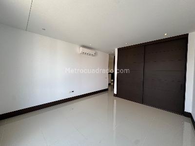Casa de 3 alcobas en venta en Parcelaciones Pance, Cali, 346 m² · foto 13 de 18