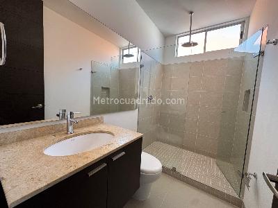 Casa de 3 alcobas en venta en Parcelaciones Pance, Cali, 346 m² · foto 14 de 18