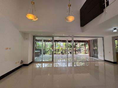 Casa de 3 alcobas en venta en Parcelaciones Pance, Cali, 346 m² · foto 3 de 18