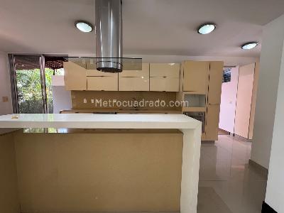 Casa de 3 alcobas en venta en Parcelaciones Pance, Cali, 346 m² · foto 8 de 18