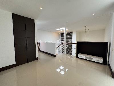 Casa de 3 alcobas en venta en Parcelaciones Pance, Cali, 346 m² · foto 9 de 18