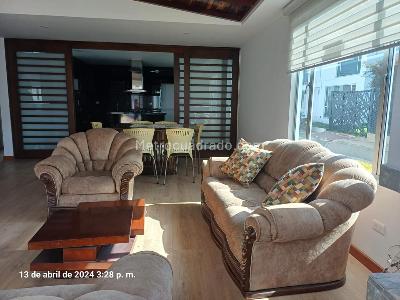 Casa en venta en Las Acacias, Zipaquirá · foto 2 de 11