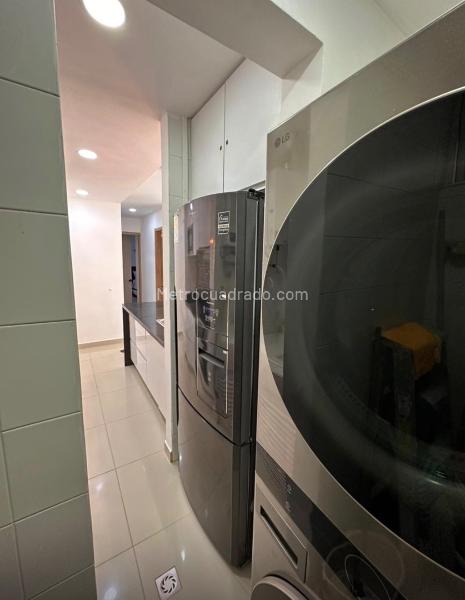 Piso – Cartagena de Indias, Dique - Más