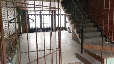 Casa de 5 alcobas en venta en Normandia, Bogotá, 292 m² · foto 3 de 6
