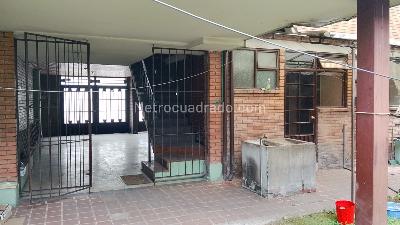 Casa de 5 alcobas en venta en Normandia, Bogotá, 292 m² · foto 4 de 6