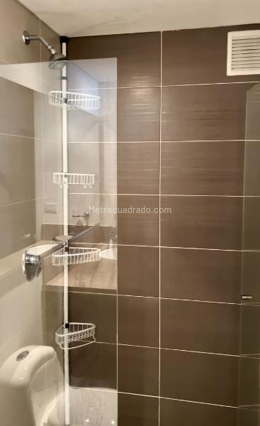 Piso – Bogotá, Localidad Suba - Más