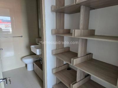 Apartamento en venta en Portales Del Norte, Bogotá · foto 12 de 18