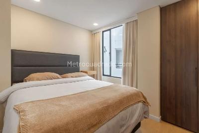 Apartamento de 2 alcobas en venta en Loa Cedros, Bogotá, 178 m² · foto 8 de 18
