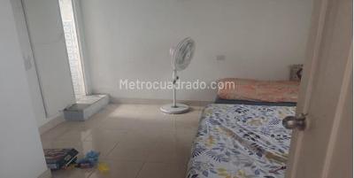 Casa de 5 alcobas en venta en La Estacion, Girardot, 122 m² · foto 5 de 8