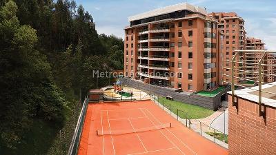 Apartamento de 3 alcobas en venta en Santa Barbara Oriental, Bogotá, 151 m² · foto 9 de 12