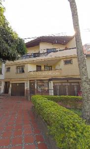 Apartamento en venta en Santa Teresita, Medellín · foto 2 de 18