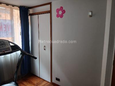 Apartamento de 3 alcobas en venta en Mirandela 1, Bogotá, 79 m² · foto 13 de 15