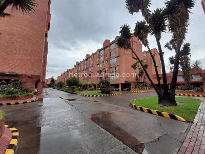 Apartamento de 3 alcobas en venta en Mirandela 1, Bogotá, 79 m² · foto 15 de 15