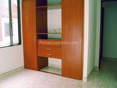 Apartaestudio en venta en Pardo Rubio, Bogotá, 37 m² · foto 3 de 9