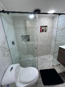 Apartamento de 2 alcobas en venta en Cabanas, Bello, 55 m² · foto 3 de 16