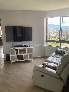 Apartamento de 3 alcobas en venta en El Poblado, Medellín, 174 m² · foto 10 de 14