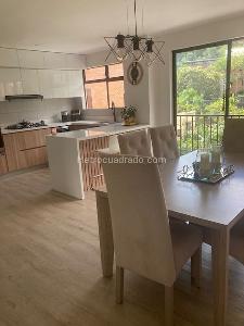 Apartamento de 3 alcobas en venta en El Poblado, Medellín, 174 m² · foto 14 de 14