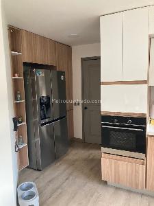 Apartamento de 3 alcobas en venta en El Poblado, Medellín, 174 m² · foto 5 de 14