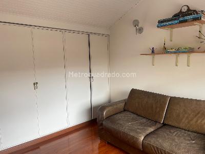 Casa de 4 alcobas en venta en Santa Ana Occidental, Bogotá, 200 m² · foto 5 de 17