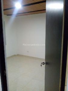 Casa de 5 alcobas en venta en Santandersito, Bogotá, 348 m² · foto 17 de 20