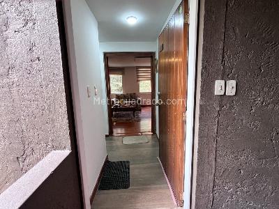 Apartamento de 2 alcobas en venta en Chapinero Rosales, Bogotá, 77 m² · foto 4 de 20