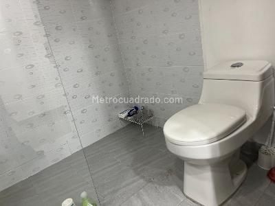 Apartamento de 2 alcobas en venta en Chapinero Rosales, Bogotá, 77 m² · foto 6 de 20