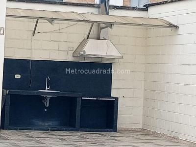 Apartamento de 3 alcobas en venta en La Pola, Ibagué, 64 m² · foto 5 de 16