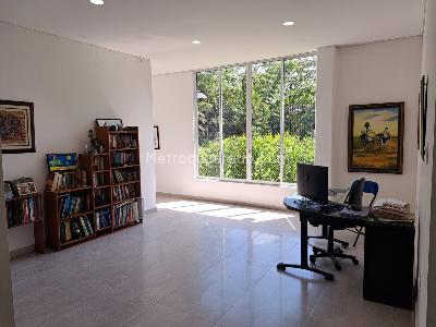 Casa de 5 alcobas en venta en El Cairo, Villavicencio, 1450 m² · foto 18 de 20
