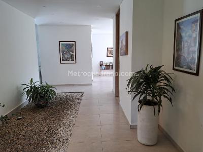 Casa de 5 alcobas en venta en El Cairo, Villavicencio, 1450 m² · foto 8 de 20