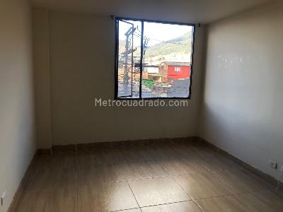Apartamento de 2 alcobas en venta en Centro Nariño Sur, Bogotá, 60 m² · foto 5 de 9