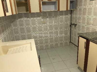 Apartamento de 2 alcobas en venta en Centro Nariño Sur, Bogotá, 60 m² · foto 8 de 9