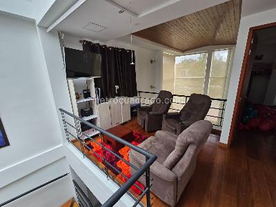 Casa de 3 alcobas en venta en Chuntame, Cajicá, 219 m² · foto 8 de 20