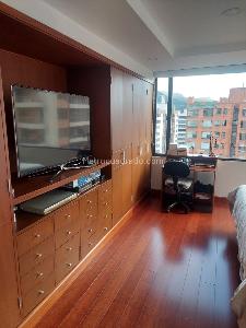 Apartamento de 4 alcobas en venta en Buganvilla Multicentro, Bogotá, 274 m² · foto 16 de 20
