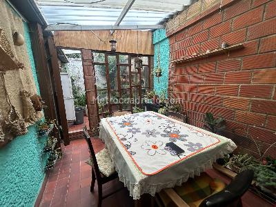Casa en venta en La Alborada Cerca A Cafam De La Floresta, Bogotá · foto 11 de 18
