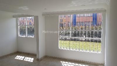 Apartamento de 2 alcobas en venta en Kennedy Las Margaritas, Bogotá, 45 m² · foto 11 de 16