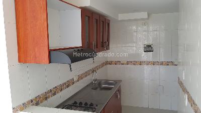 Apartamento de 2 alcobas en venta en Kennedy Las Margaritas, Bogotá, 45 m² · foto 3 de 16
