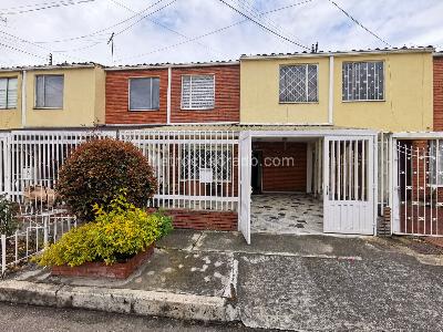 Casa de 5 alcobas en venta en Colpatria Santa Helena 2 Pisos Autopista Norte 145, Bogotá, 170 m² · foto 3 de 20
