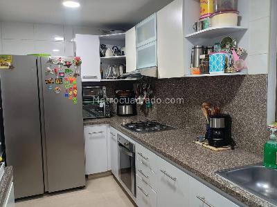 Apartamento de 3 alcobas en venta en Colina Campestre Gilmar, Bogotá, 81 m² · foto 17 de 18