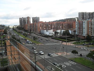 Apartamento de 3 alcobas en venta en Colina Campestre Gilmar, Bogotá, 81 m² · foto 3 de 18