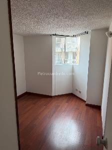 Apartamento en venta en San Pedro Plaza, Bogotá · foto 4 de 14