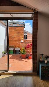 Apartamento de 3 alcobas en venta en La Esperanza Modelia, Bogotá, 84 m² · foto 2 de 15