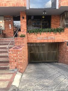 Apartamento de 1 alcoba en arriendo en Altos Usaquen, Bogotá, 53 m² · foto 2 de 14