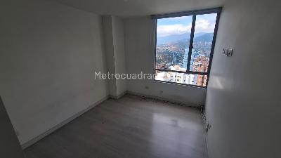 Apartamento de 3 alcobas en arriendo en El Poblado Castropol, Medellín, 102 m² · foto 11 de 20