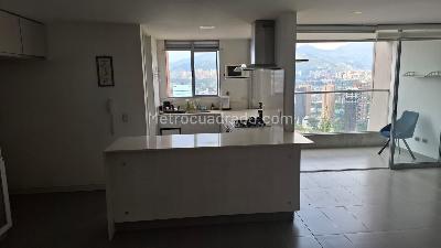 Apartamento de 3 alcobas en arriendo en El Poblado Castropol, Medellín, 102 m² · foto 3 de 20