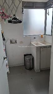 Apartamento de 3 alcobas en arriendo en El Poblado Castropol, Medellín, 102 m² · foto 16 de 20