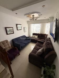 Casa en venta en Alamos Norte, Bogotá · foto 2 de 15