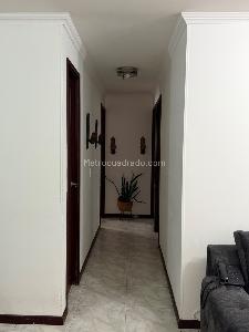 Apartamento en venta en Napoles, Cali · foto 10 de 13